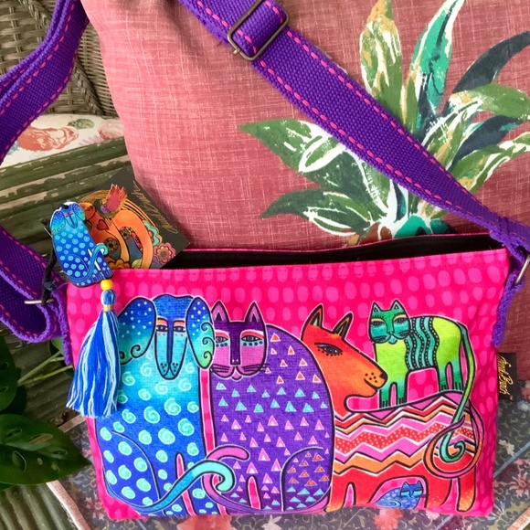 LAUREL BURCH Familia HOT PINK NeW HANDBAG  CROSSBODY/SHOULDER BAG🩷NWT LAST ONE - Picture 10 of 11